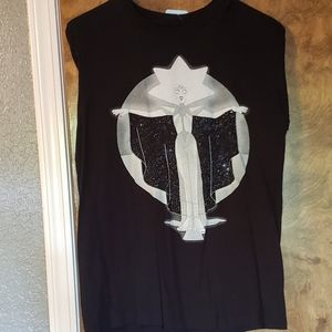 Steven universe shirt.